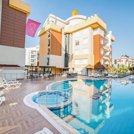 Flamingo Apart-hotel 3*