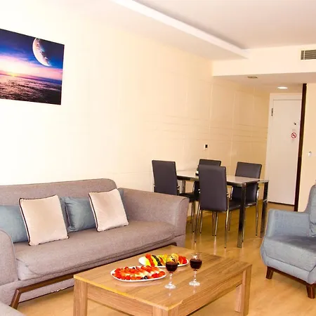 Flamingo Aparthotel